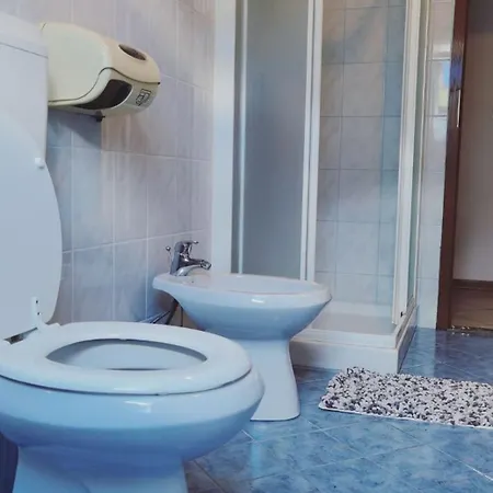 Gostisce Hedvika Гостевой дом Kal-Koritnica