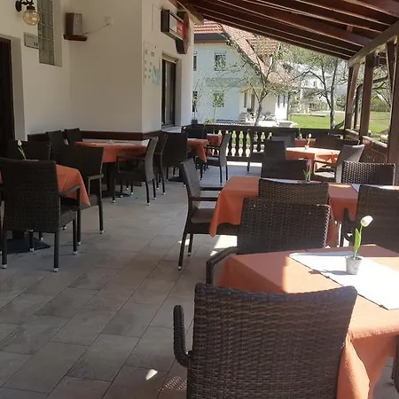 Gostisce Hedvika Гостевой дом